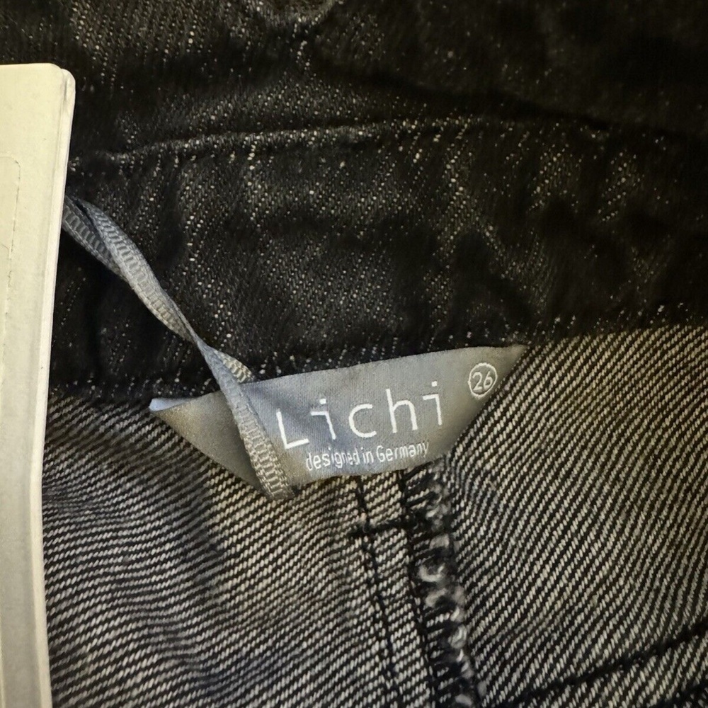 Lichi Nwt Size 26 Solid Black High-Rise Straight Leg Jeans W/28" Inseam — image 4 of 5